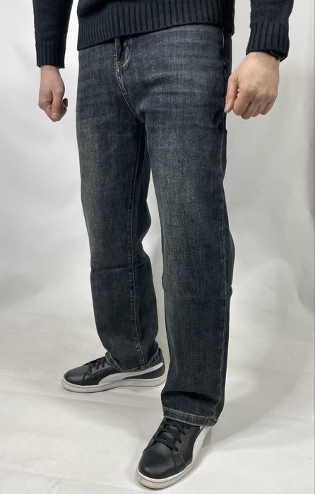 Джинсы мужские в классическом крое , в топ качестве в трендовом цвете