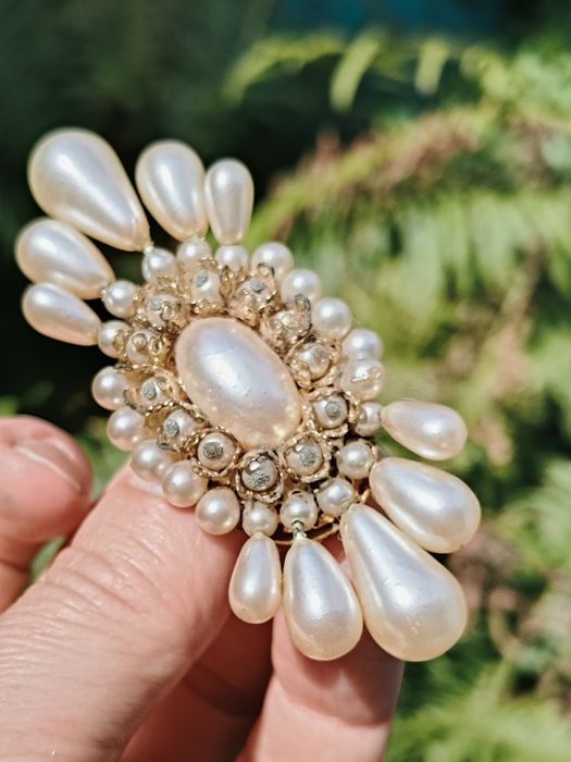Жемчуг искусственный Брошь жемчужная Бижутерия старинная