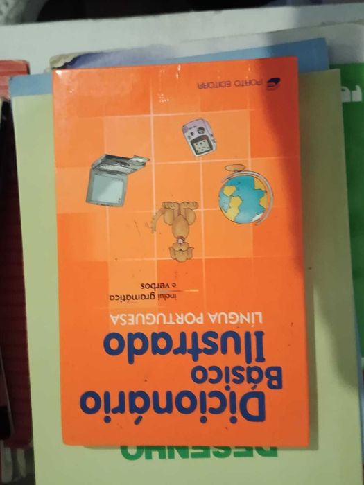 DOU estes manuais escolares (2014-2018)