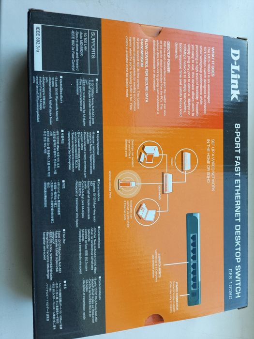 Switch D-Link DES-1008D