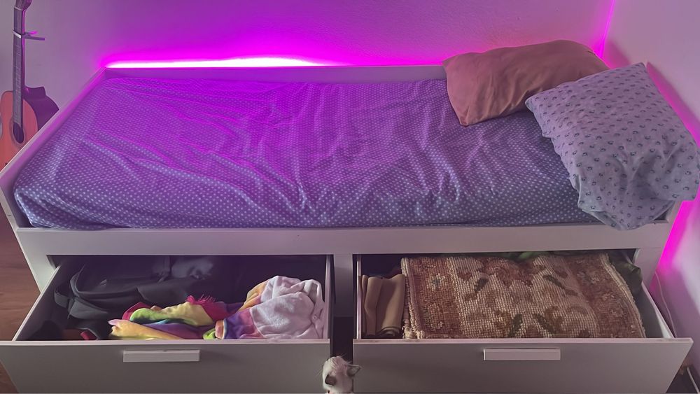 Cama solteiro IKEA
