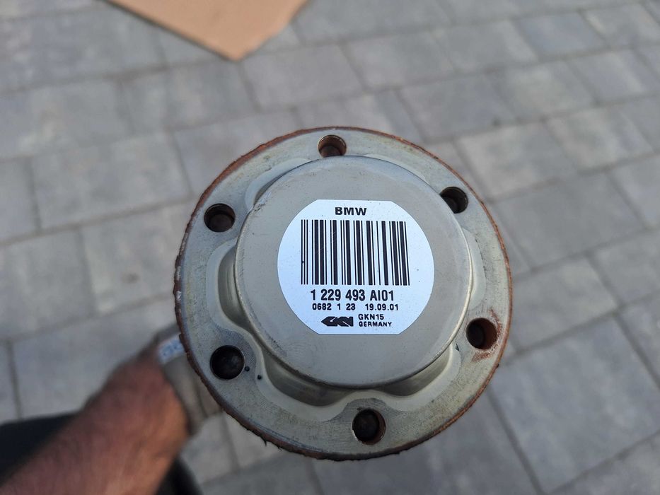 Półoś napędowa LEWA / strona kierowcy BMW e36 e46 R4 R6 mała głowa