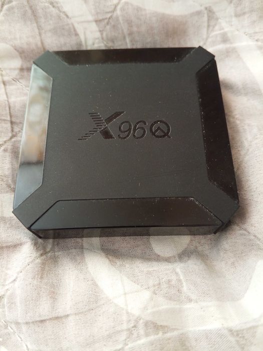 Смарт-ТВ приставка X96Q