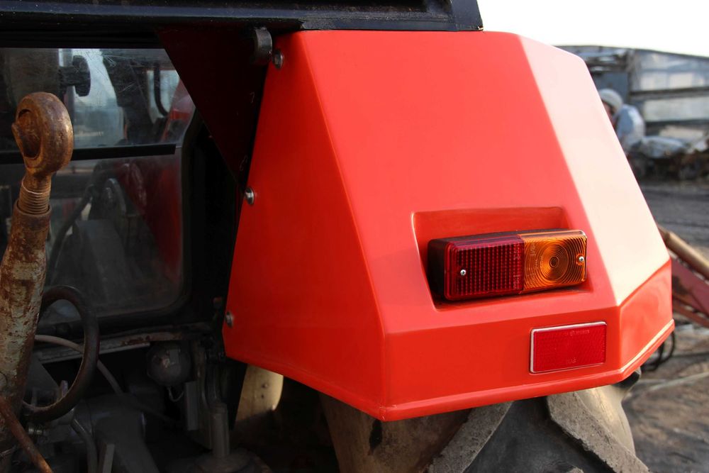 Błotnik błotniki tylne z tworzywa  C-385 C385 Ursus Zetor Brutto 1614