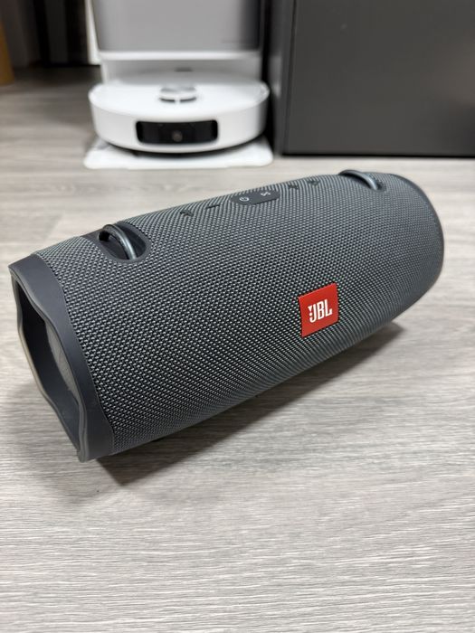 Coluna JBL xtreme 2