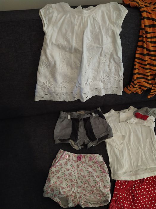 Lote 13 - de roupa de menina 12-18m primavera verão