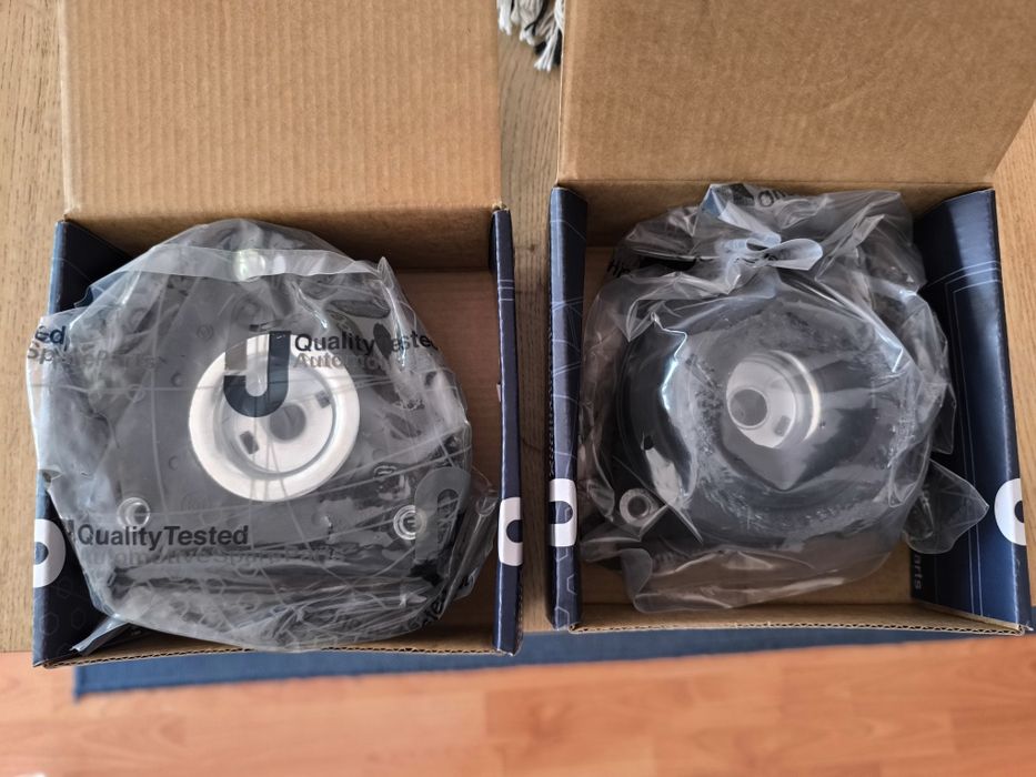 Vendo par de topos novos na caixa para amortecedor dianteiro do Mazda