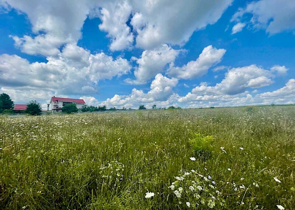 Ділянка в мальовничому с. Рівець