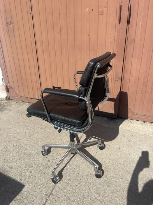 Fotel biurowy Vitra ea  217