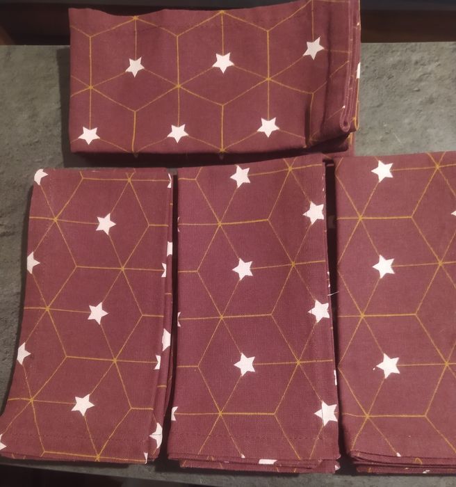 Guardanapos com estrelas434199899785154561