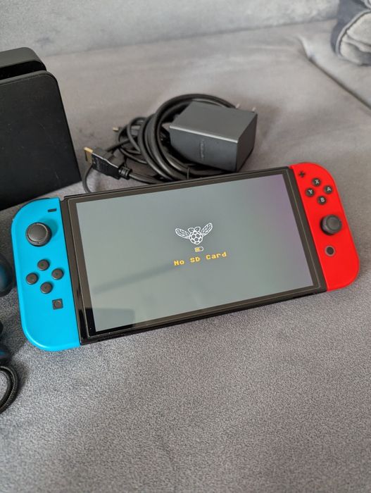 Nintendo Switch OLED CFW przeróbka modchip picofly