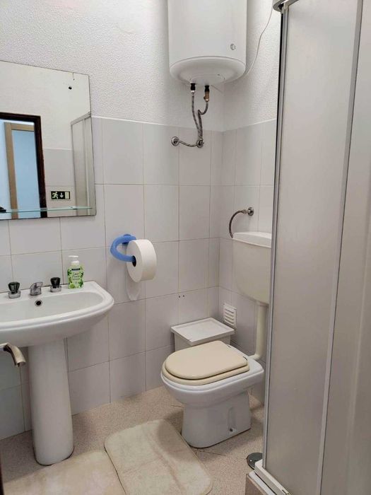 Quarto para arrendar