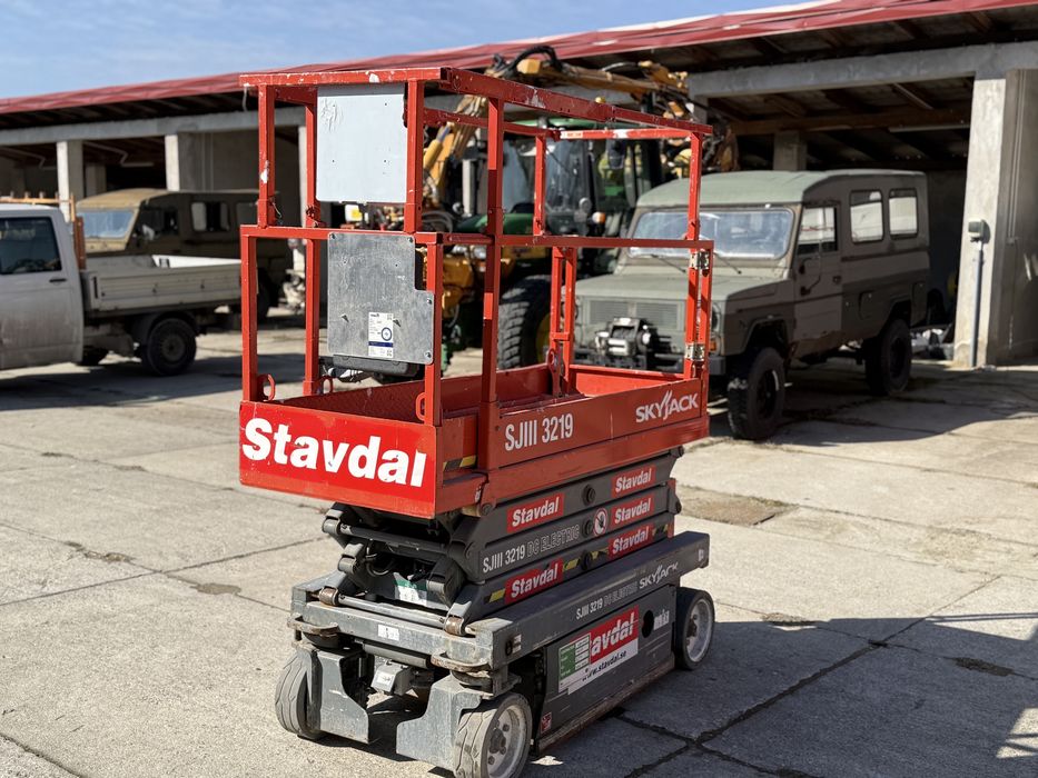 podnośnik nożycowy SKYJACK SJIII 3219