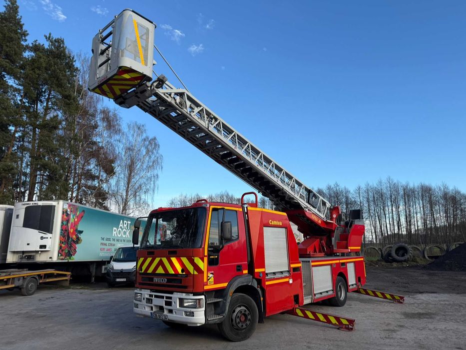podnośnik drabina 30 m , IVECO Eurocargo Tector 130E24, Camiva EPAS 30