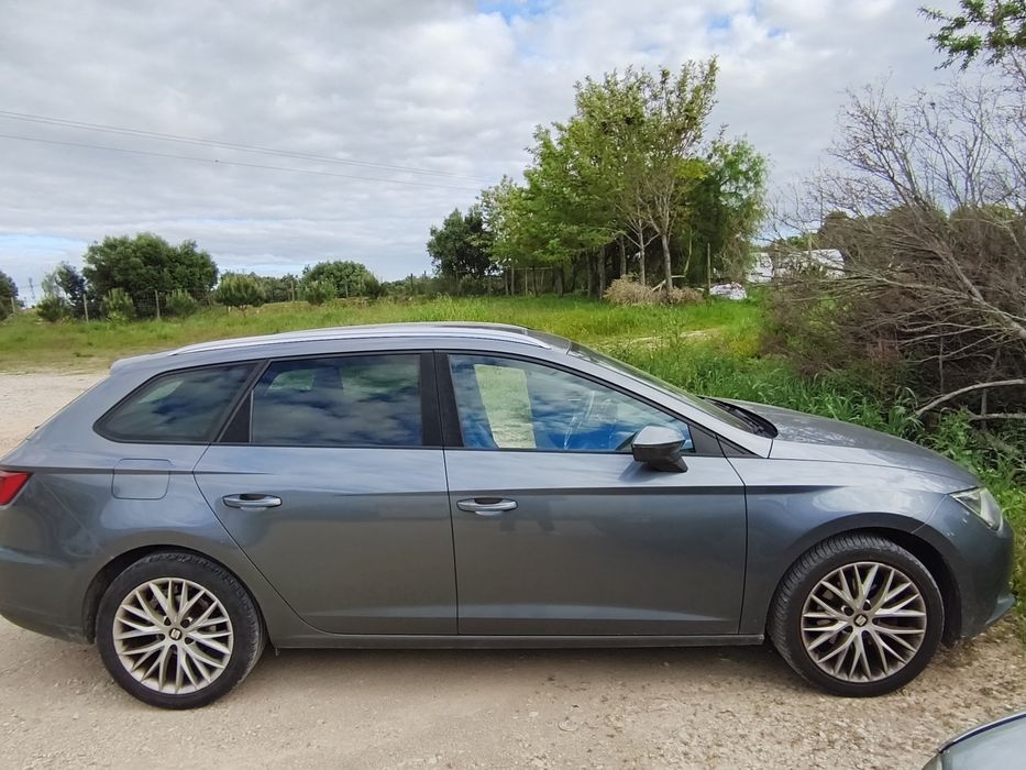 SEAT Leon ST 1.6 TDI de 2015, em excelente estado gera