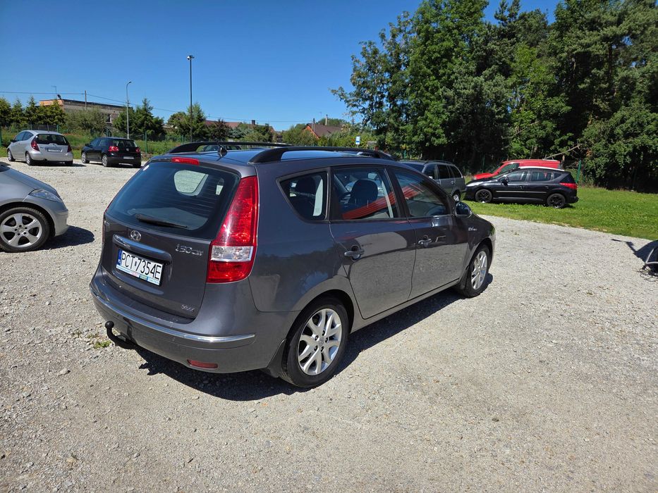 Hyundai I 30 1,4 Blue Drive LIFT Alus Hak 2010 rok Zamiana