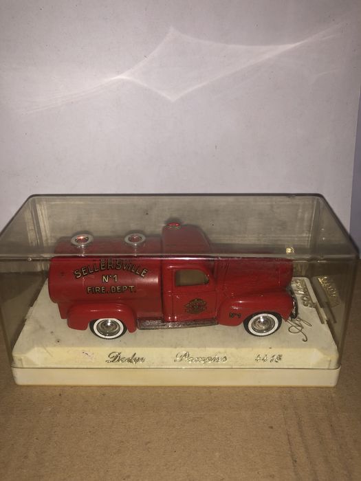 Miniatura Dodge da Solido 1:43