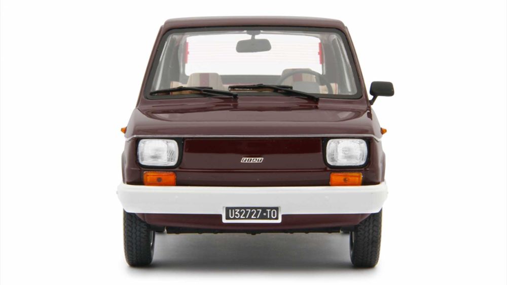 Model 1:18 Laudoracing-Model Fiat 126 Personal 4 Red 1980 LM167C