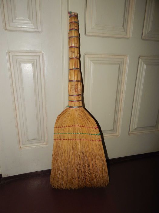 Веник обыкновенный классический соломенный новый віник метла