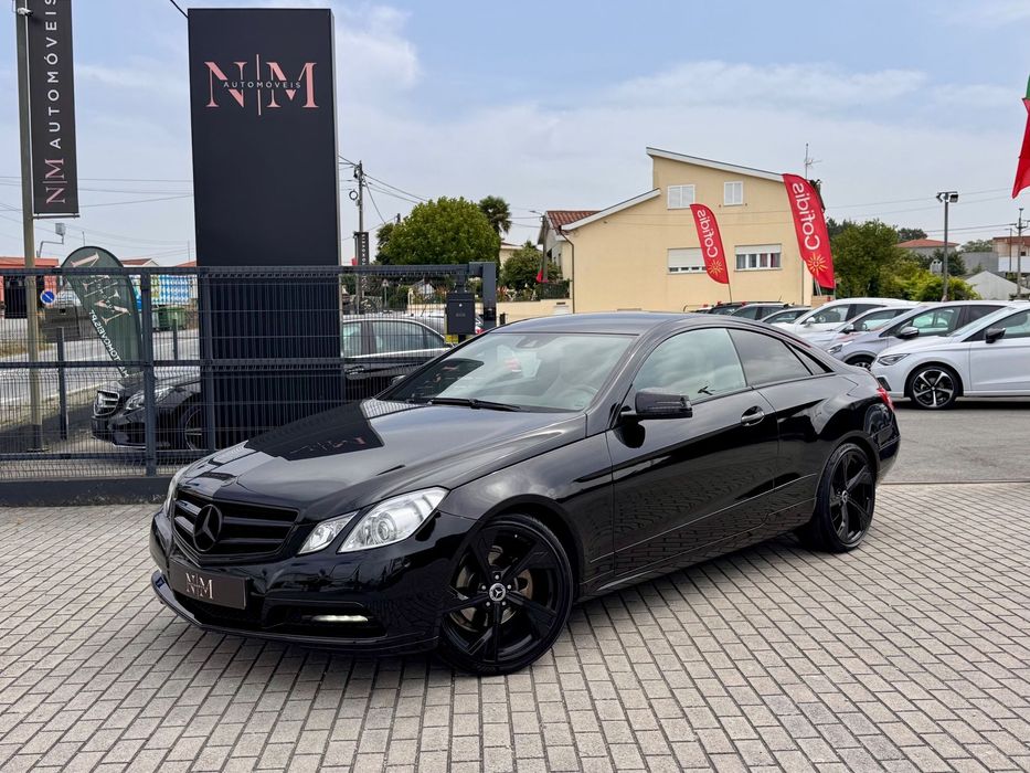 Mercedes-Benz E 220 CDI Avantgarde BlueEfficiency Automatic