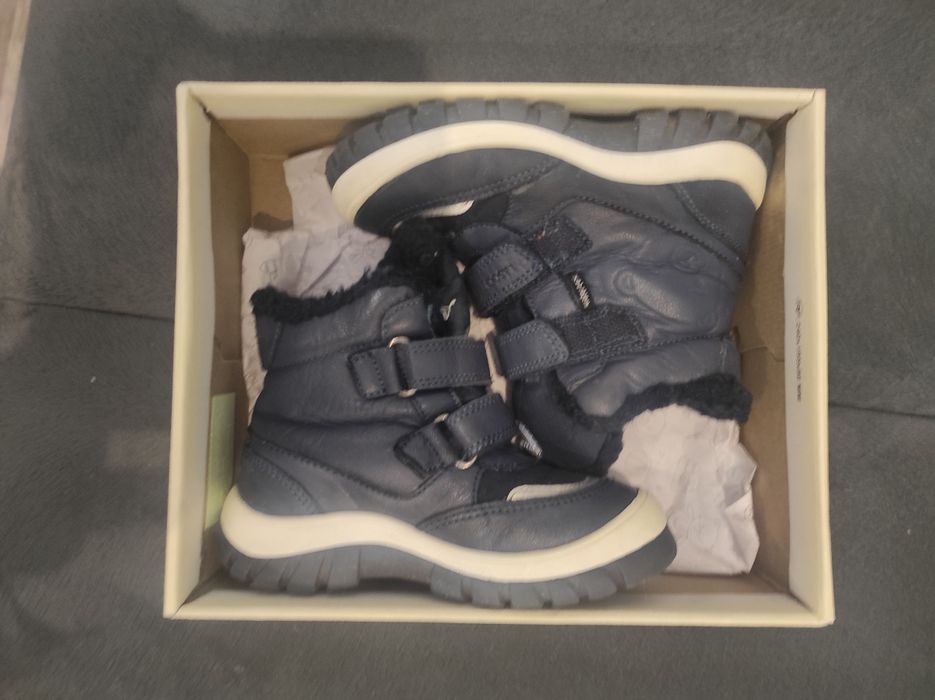 Buty trzewiki granatowe 24