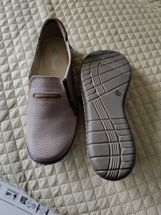 Buty damskie nowe 38