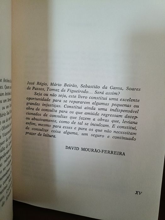Coração Arquivista
Livro 1
de António Manuel Couto Viana