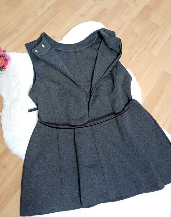 Szara bluzka damska HM rozmiar L bez rękawków elegancka