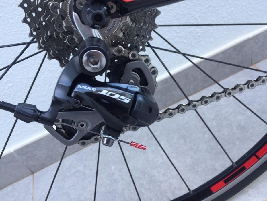 Bicicleta de estrada Merida em carbono. Tamanho S.