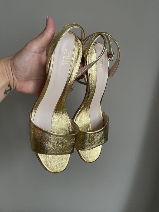 Босоніжки zara, жіночі, 38 розмір