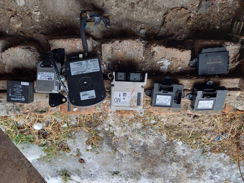 Запчастини до форд мондео 4