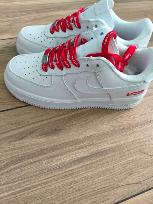 Nike air force 1 supreme