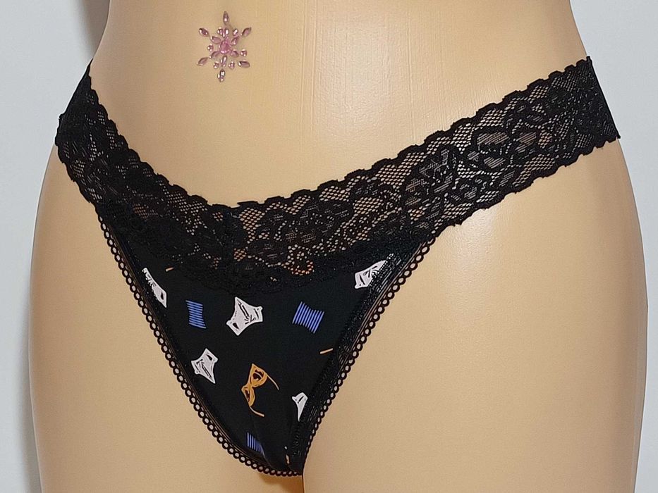 Majtki stringi koronka bawełna Nowe S