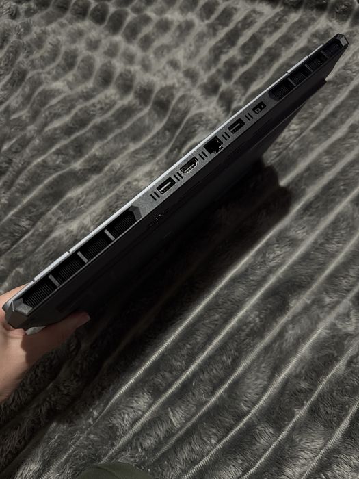 Ігровий, ноутбук 1 ТБ SSD Lenovo LOQ 15IAX9 (83GS0034RA), геймерський  Lenovo LOQ стан ідеальний