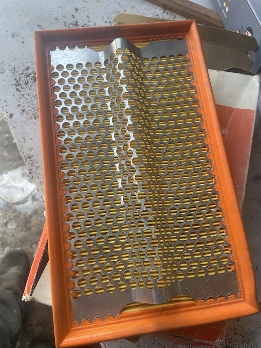 Повітряний фільтр мерседес 124 2.5 дизель