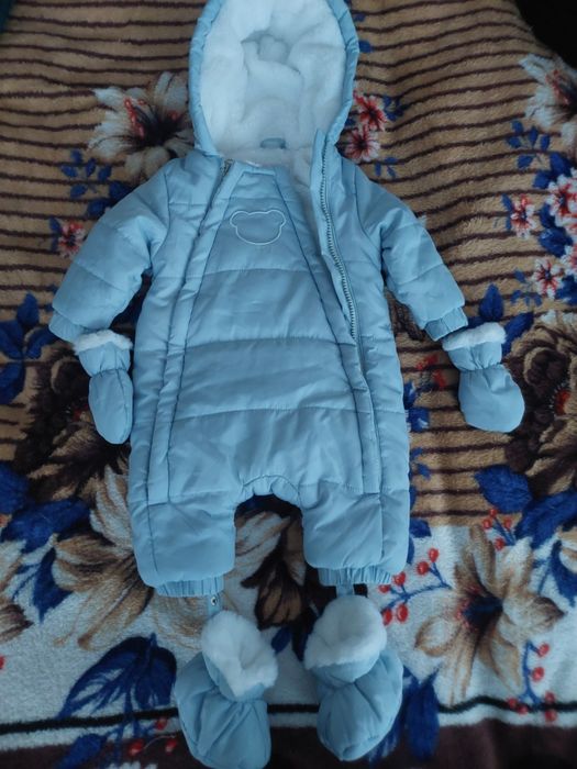 Зимовий комбінезон