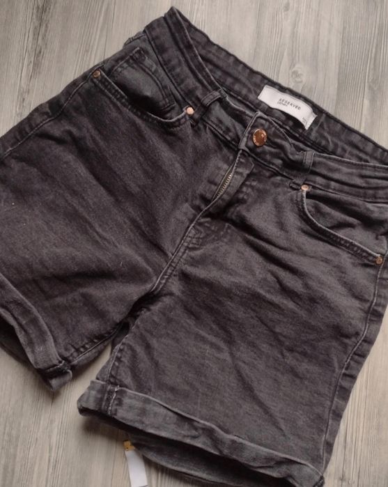 Spodenki/szorty Reserved 36