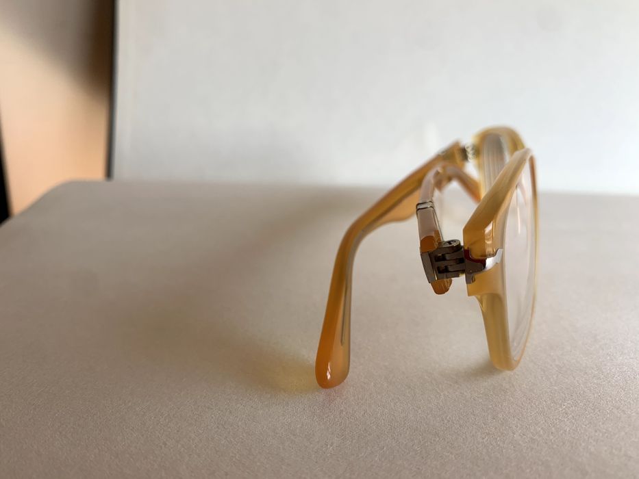 VENDO OCULOS PERSOL.  Modelo PO3374V, cor Mel, tamanho 54