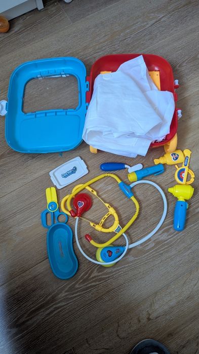 Набор доктора с халатом