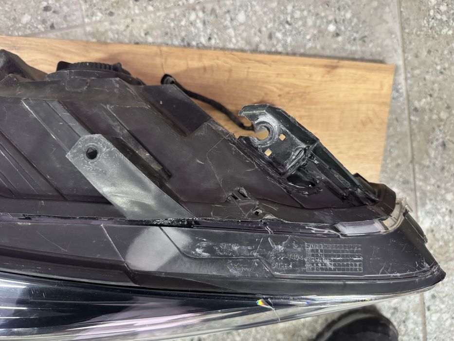 Фара права infiniti q30 европа 260105DA2B