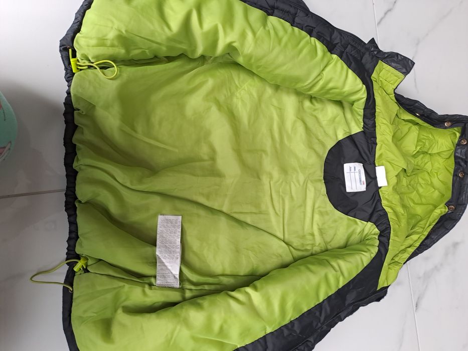 Śliczna zimowa kurtka coccodrillo r 140