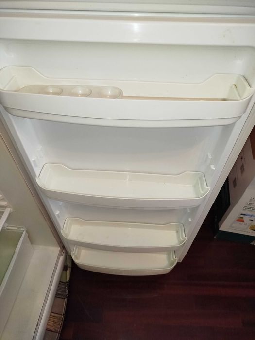 Frigorífico Whirlpool – bom estado, 80€ (negociável)