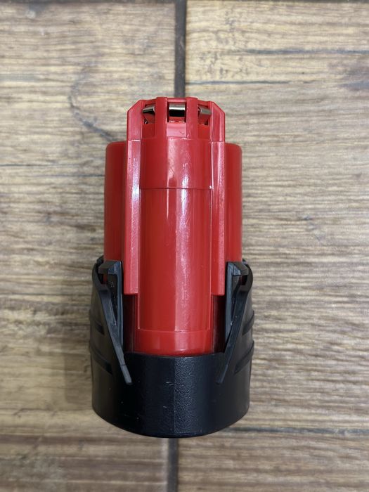 Akumulator Milwaukee M12 2Ah Li-Ion – 2024r.