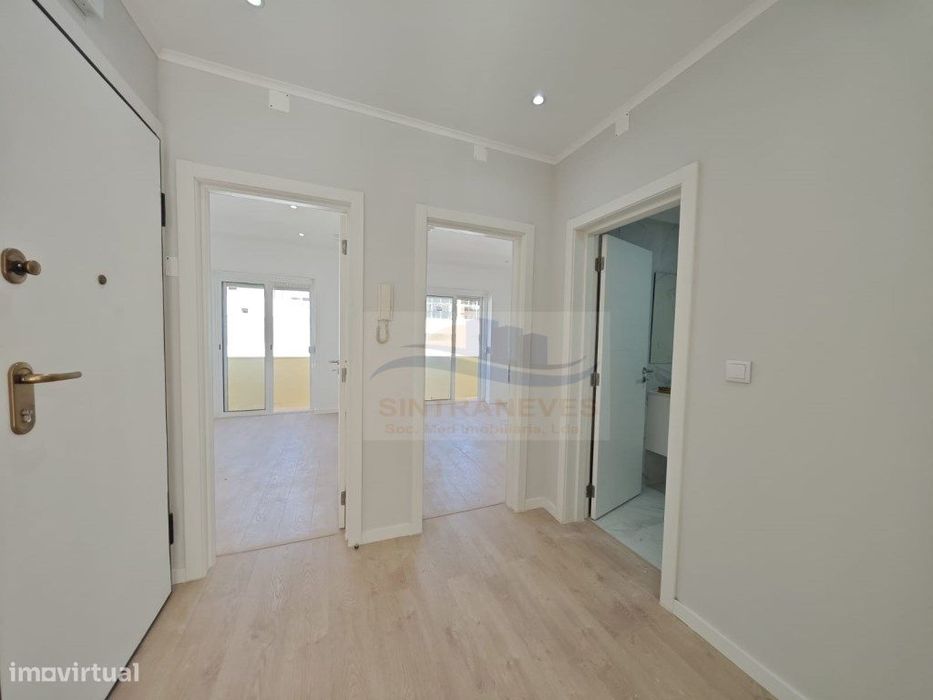 T2 totalmente remodelado c/ varanda e arrecadação- Falagueira — Falagueira-Venda Nova, Lisboa