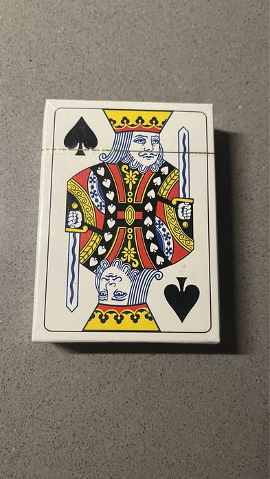 Playing Cards64752348646017122