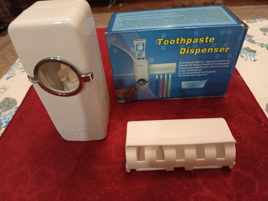 Toothpaste Dispenser Органайзер зубних щіток+Подавач зубної пасти нове!
