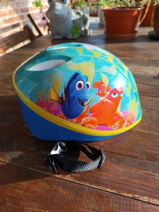 Kask rowerowy Disney gdzie jest Nemo Finding Dory XS