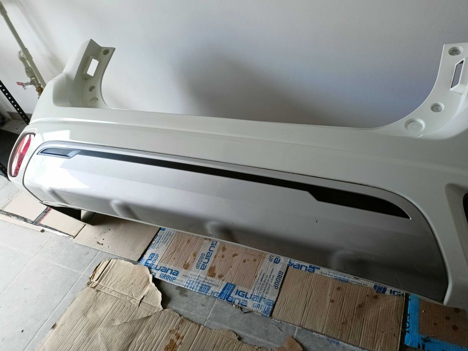 Zderzak tył Outlander III Lift Kompletny w kolor W37 biały 2015-