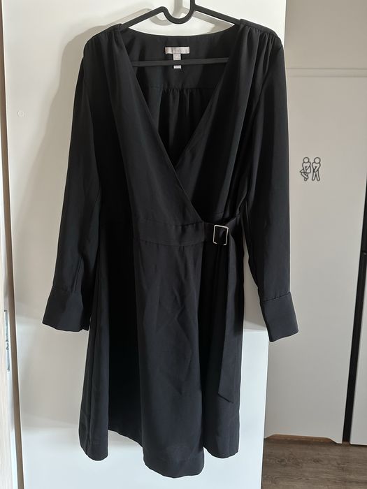 Sukienka czarna elegancka casual H&M S M gleboki dekolt