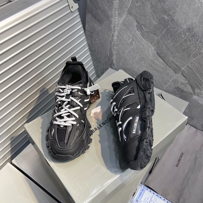 BALENCIAGA Track Black & White 3.0